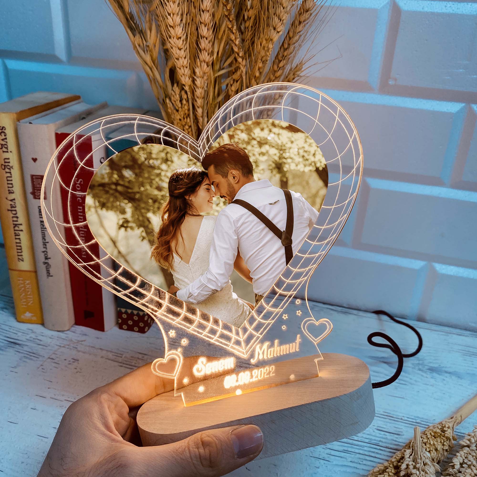 Sevgiliye Hediye Fotoğraflı Kişiye Özel 3D Led Gece Lambası