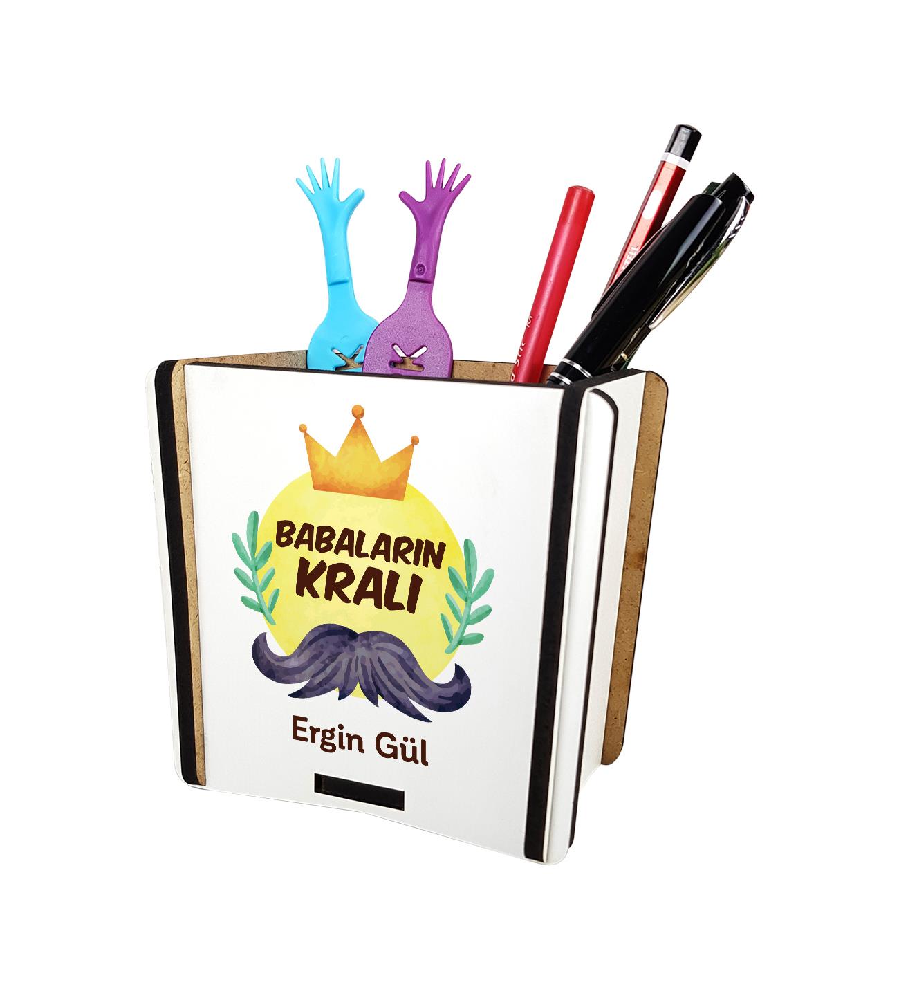 Babaların Kralı İsme Özel Ahşap Kalemlik Babaların Kralı İsme Özel Ahşap Kalemlik