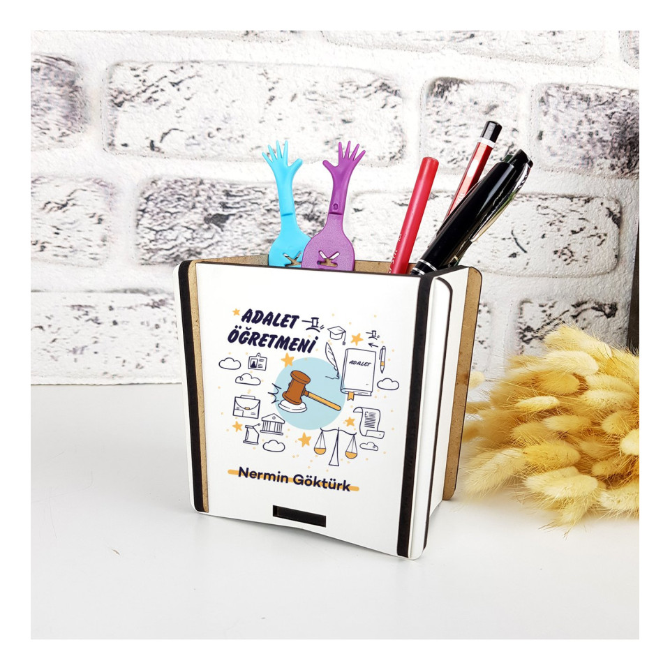 Adalet Öğretmeni Hediye Ahşap Kalemlik