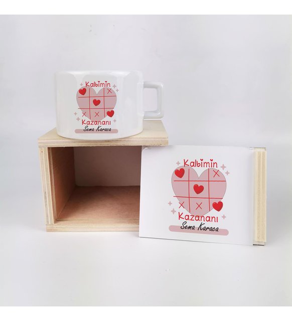 Sevgiliye Hediye İsme Özel Ahşap Kutuda Kalbimin Kazananıtasarımlı Fincan Seti
