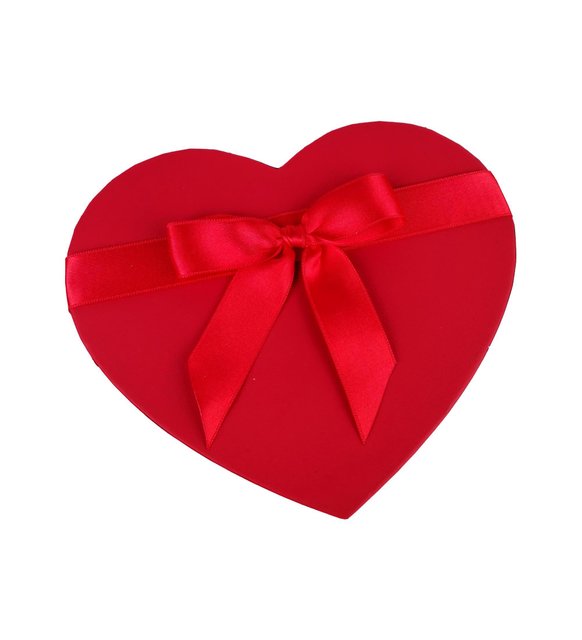 Sevgiliye Özel Kalp Kutulu Ferrero Rocher Ve Gül Hediye Kutusu